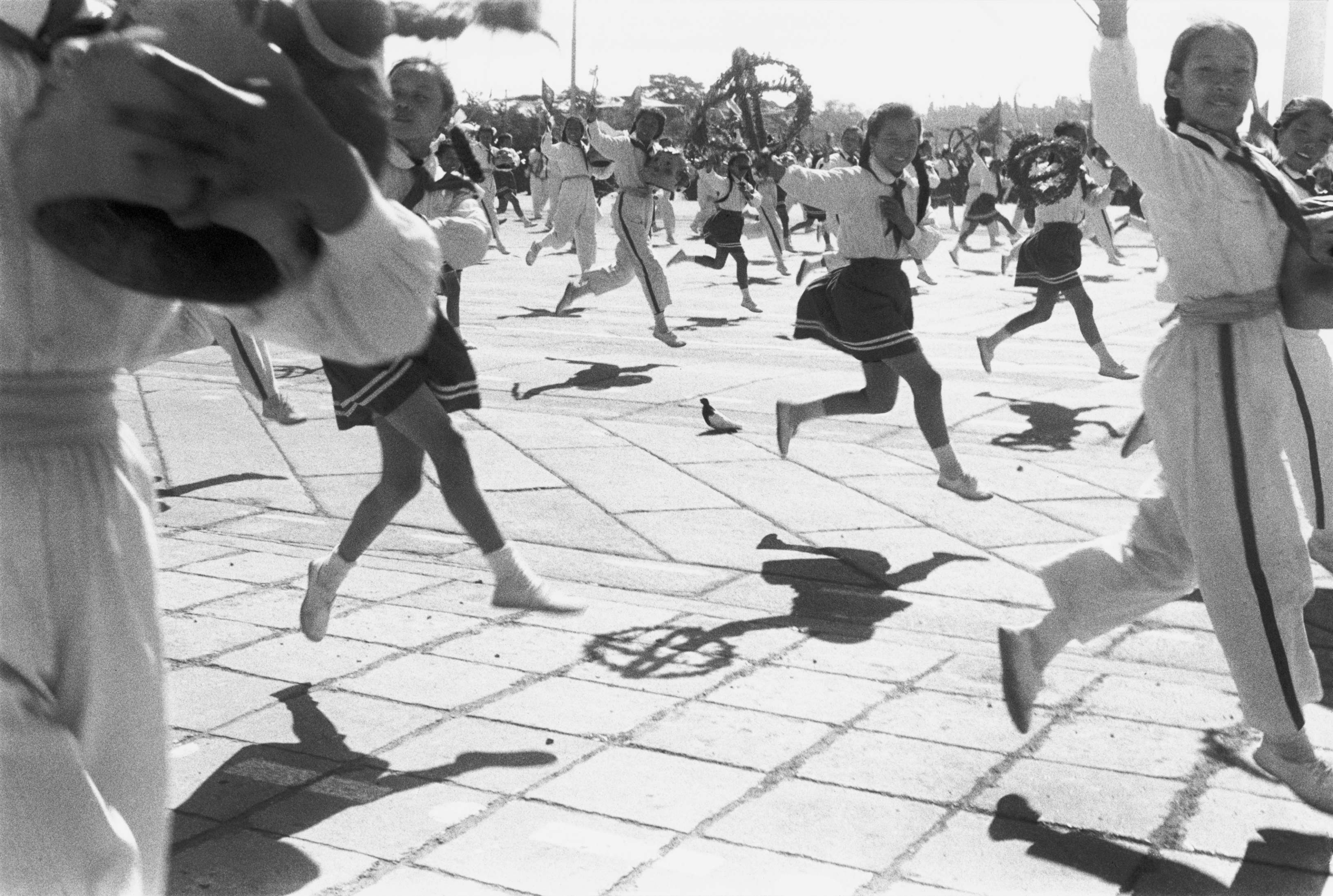 Henri Cartier Bresson almost goes back to China